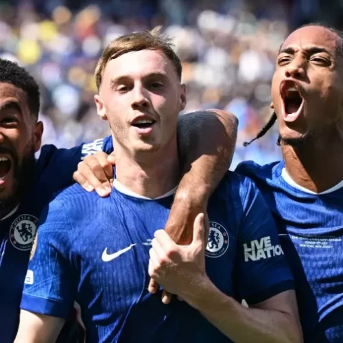 Chelsea dá aula, domina PSG com frieza fatal de dupla e conquista Mundial