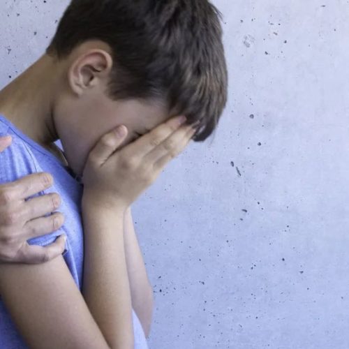 Além de notas altas, professor deu prancha de surf por fotos de alunos